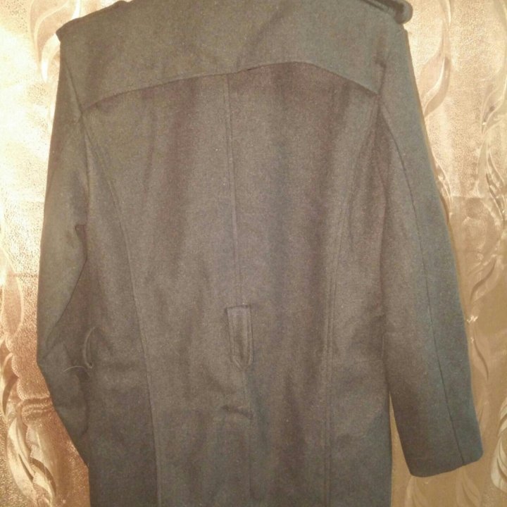 Новое пальто мужское(46-48)