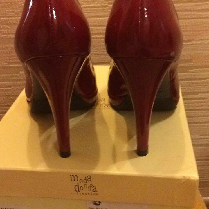 Туфли Moda Donna новые!!