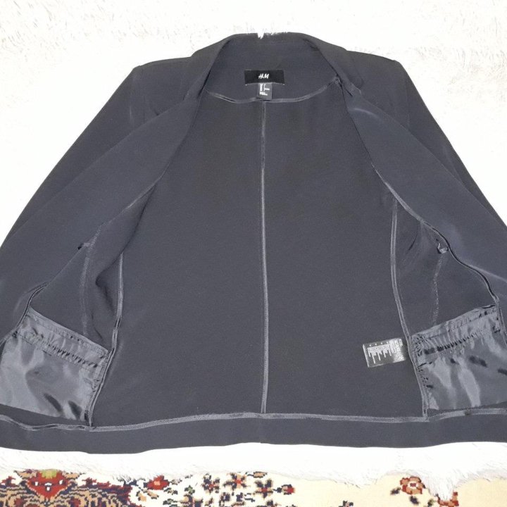 Пиджак новый