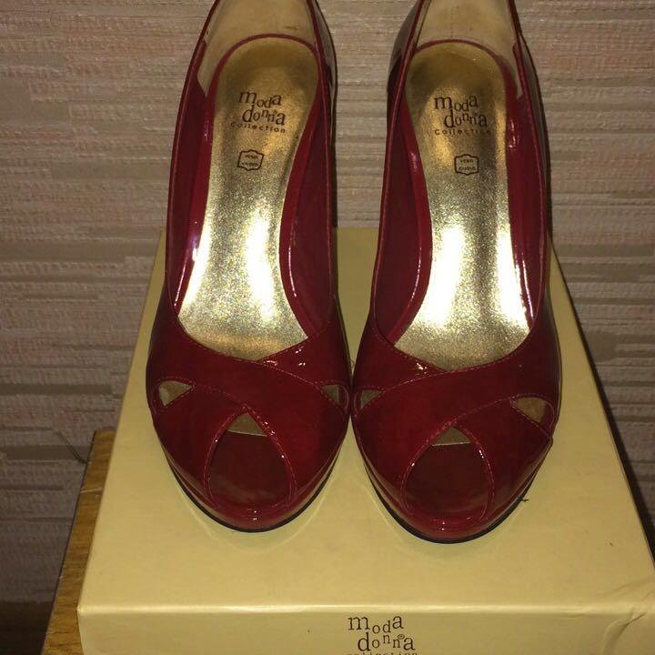 Туфли Moda Donna новые!!