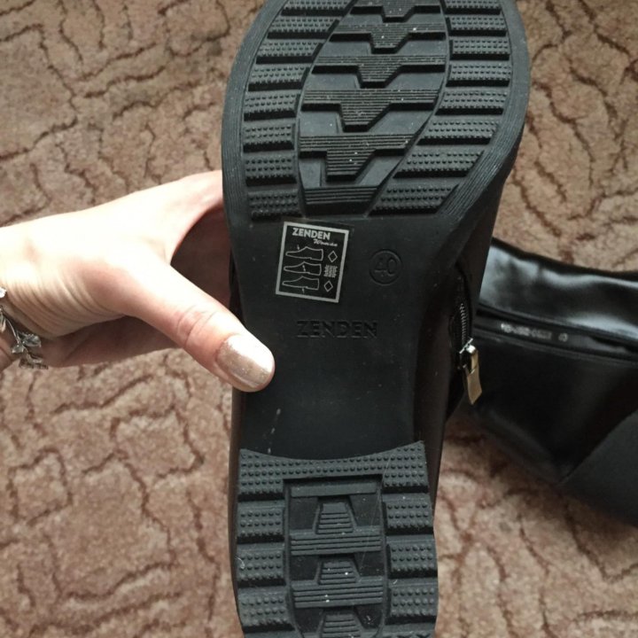 Зимние ботинки