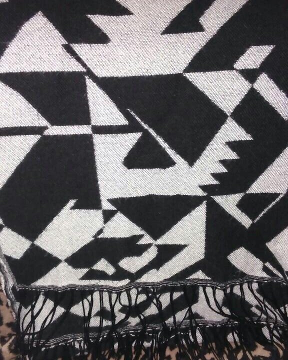 Палантин H&M