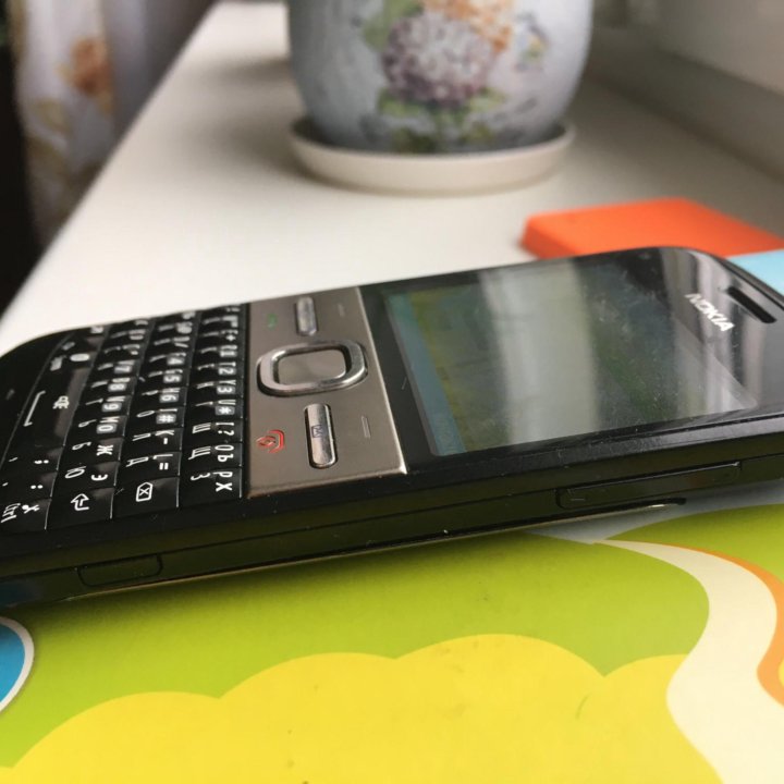 Nokia E5 (новый аккум)