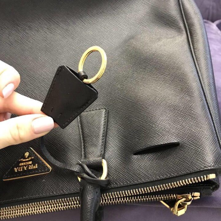 Сумка Prada оригинал