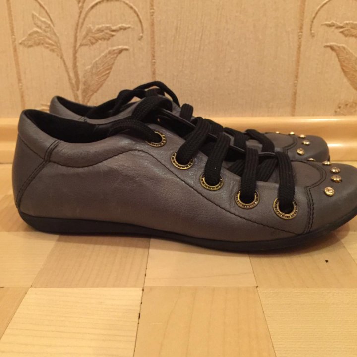 Ботинки женские