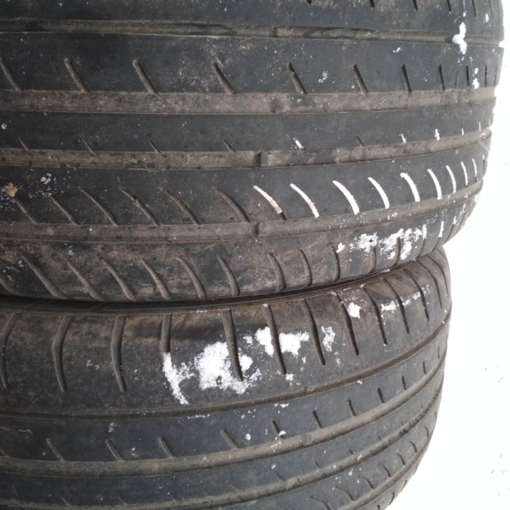 225 50 17 пара GT Radial Champiro UHP1