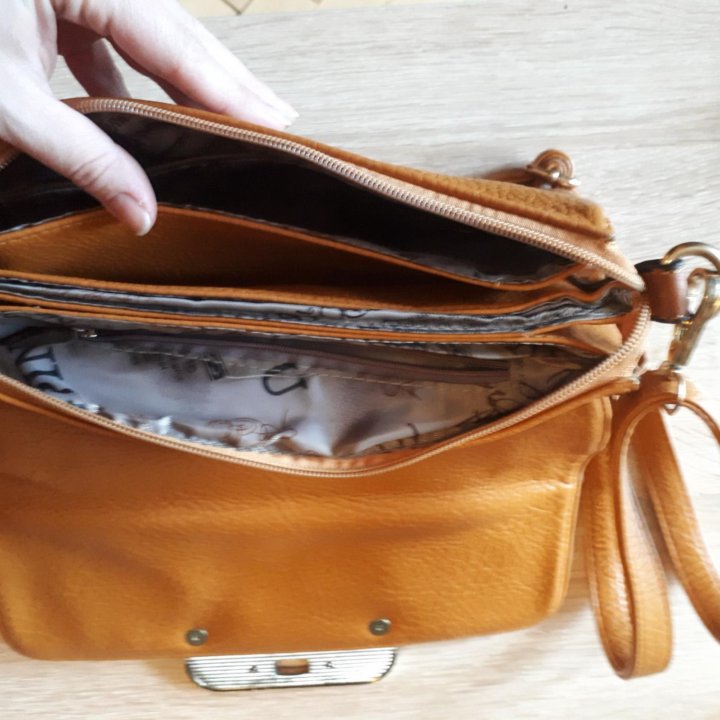 Сумочка через плечо