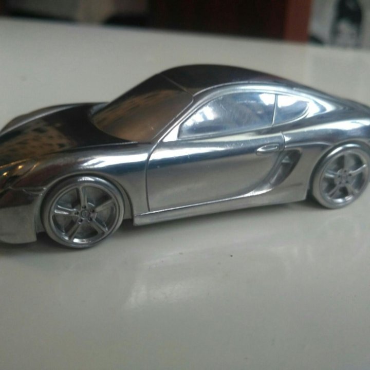 Модель PORSCHE cayman S