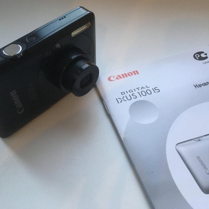 Canon Digital ixus 100 is