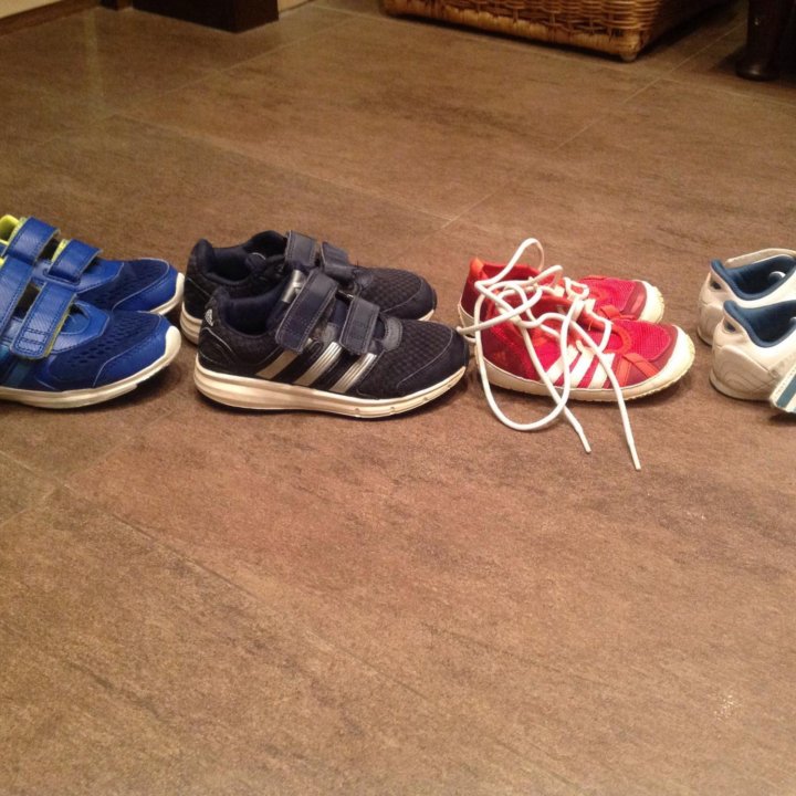 Кроссовки АДИДАС