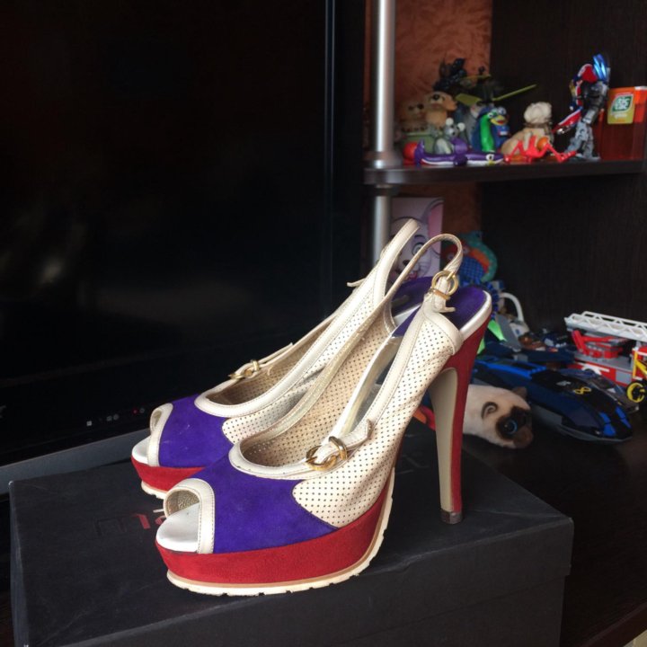 Стильные туфли!!!