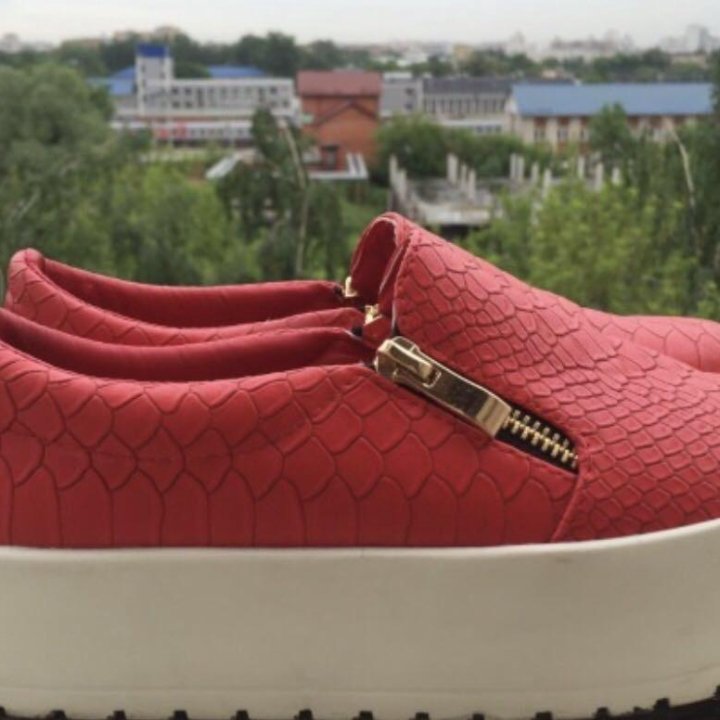 Кеды слипоны