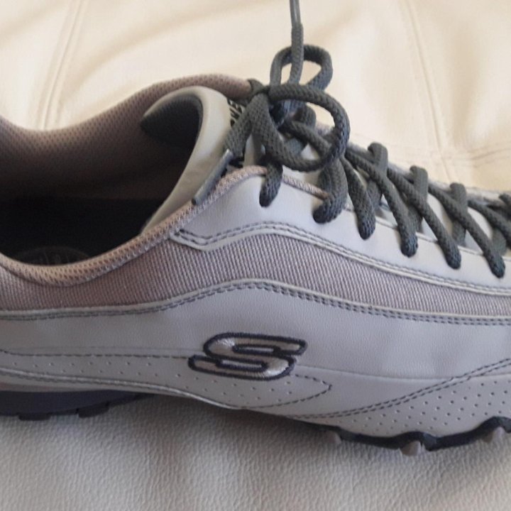 Кроссовки Skechers