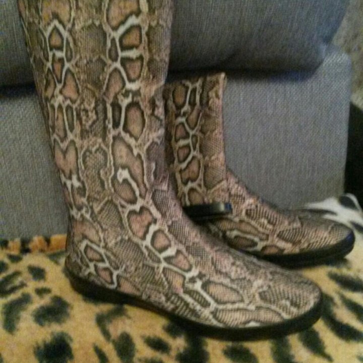 Резиновые сапоги