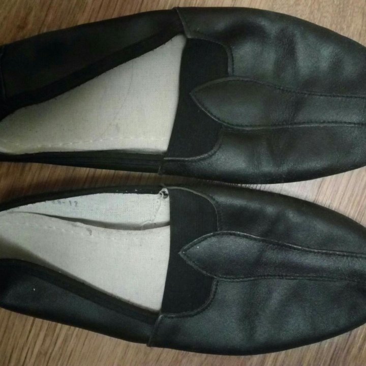 Чешки черные