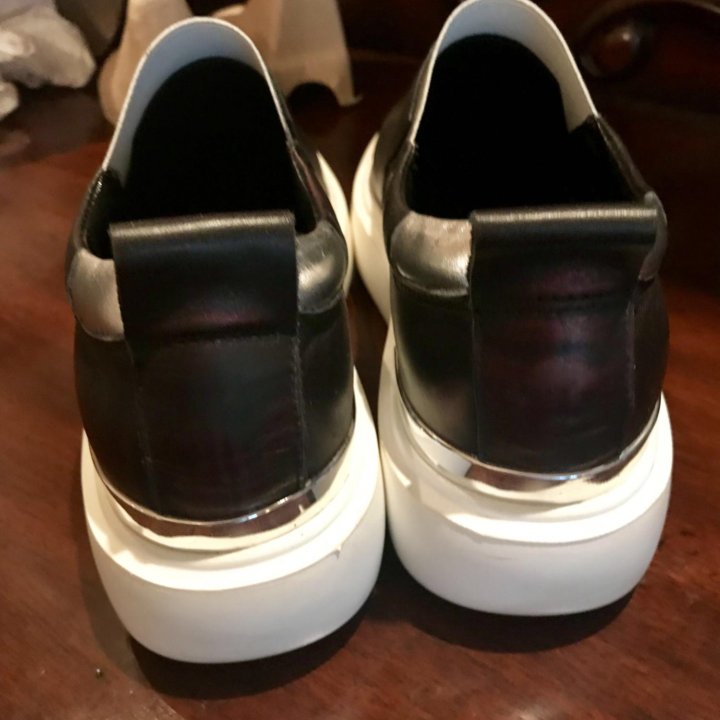 Ботинки женские