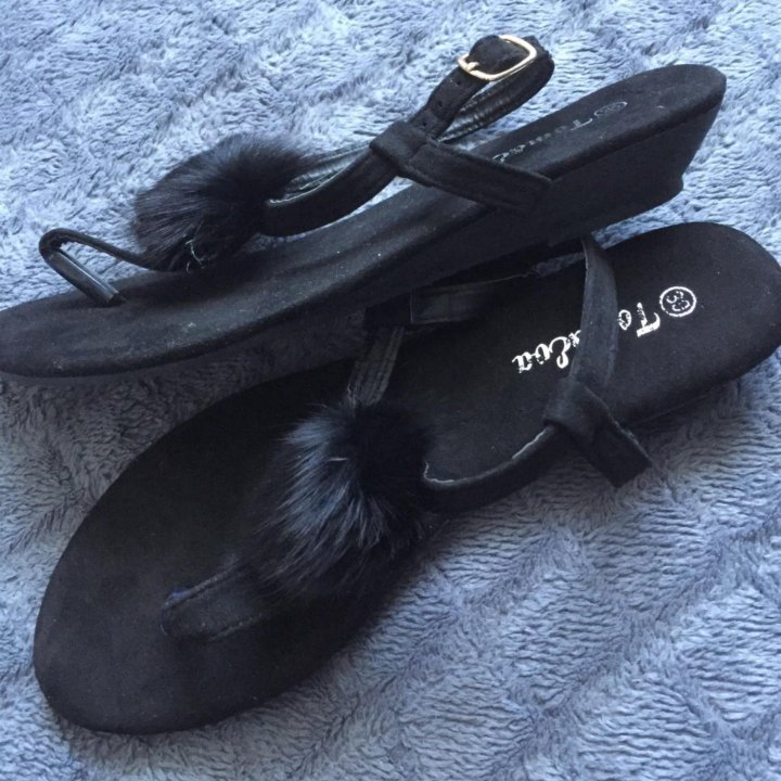 Сандалии НОВЫЕ