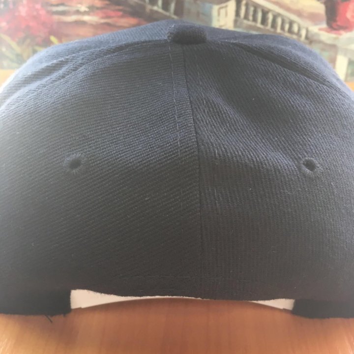 Кепка бейсболка snapback новая.Бланковая