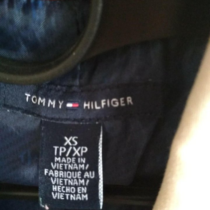 Tommy Hilfiger тренч. (Оригинал)