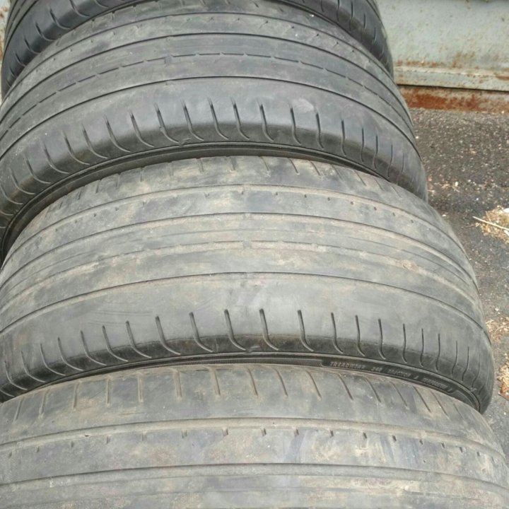 215 55 16 комплект Goodyear efficient grip