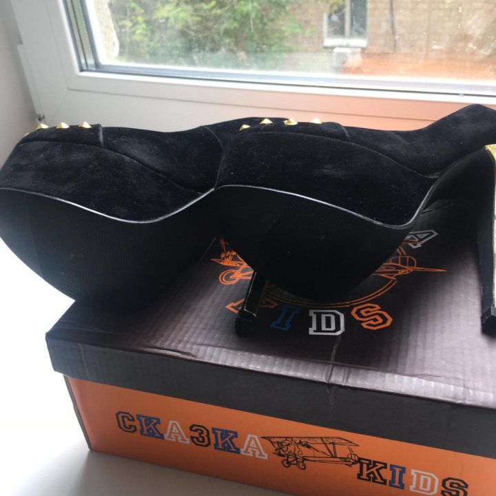 Обувь женская