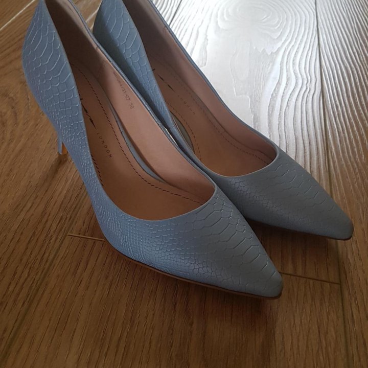 Туфли, лодочки.