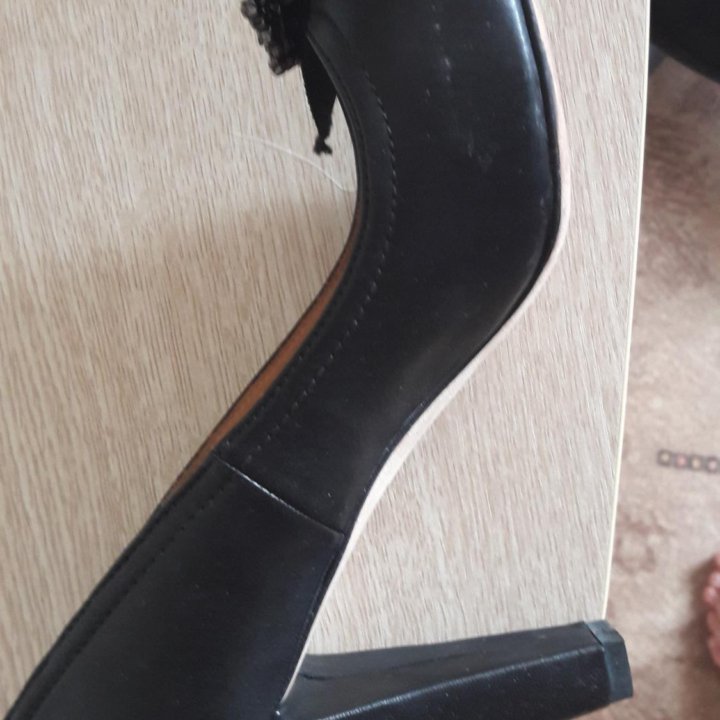 Продам туфли