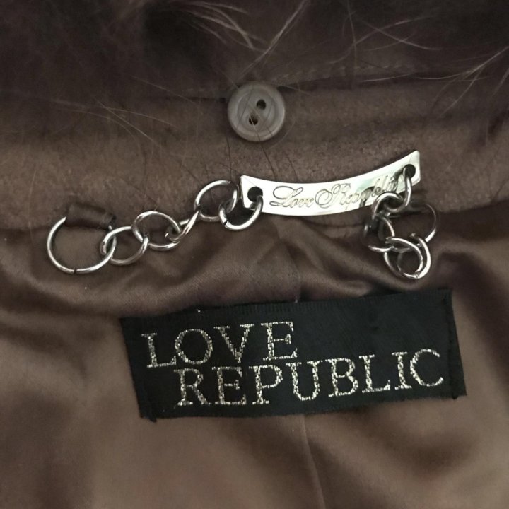 Стильное пальто фирмы love republic (демисезон)