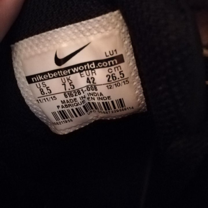 Кроссовки NIKE оригинал 41-42