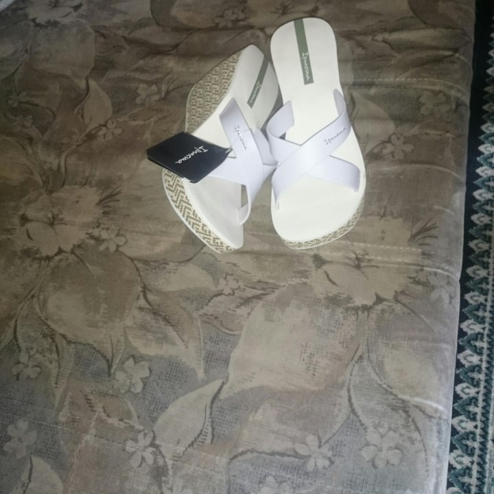 Белые сабы новые