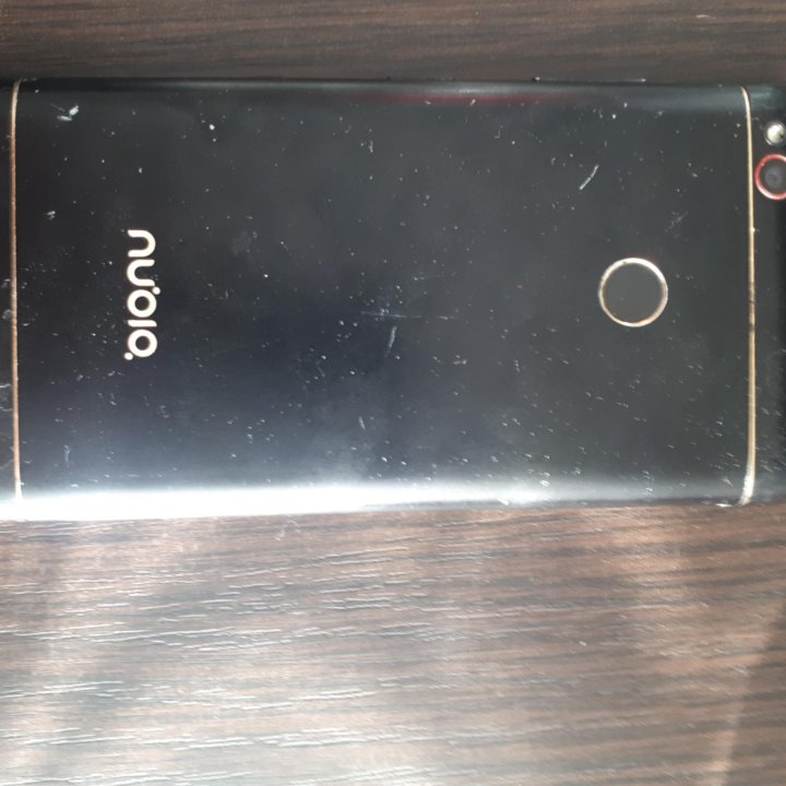 Nubia n1