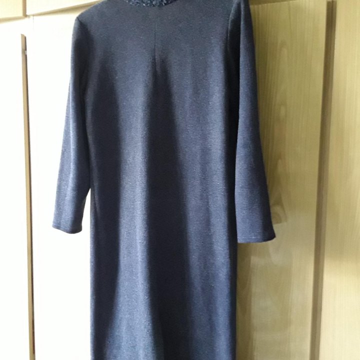 Платье с длинным рукавом, 52 размер