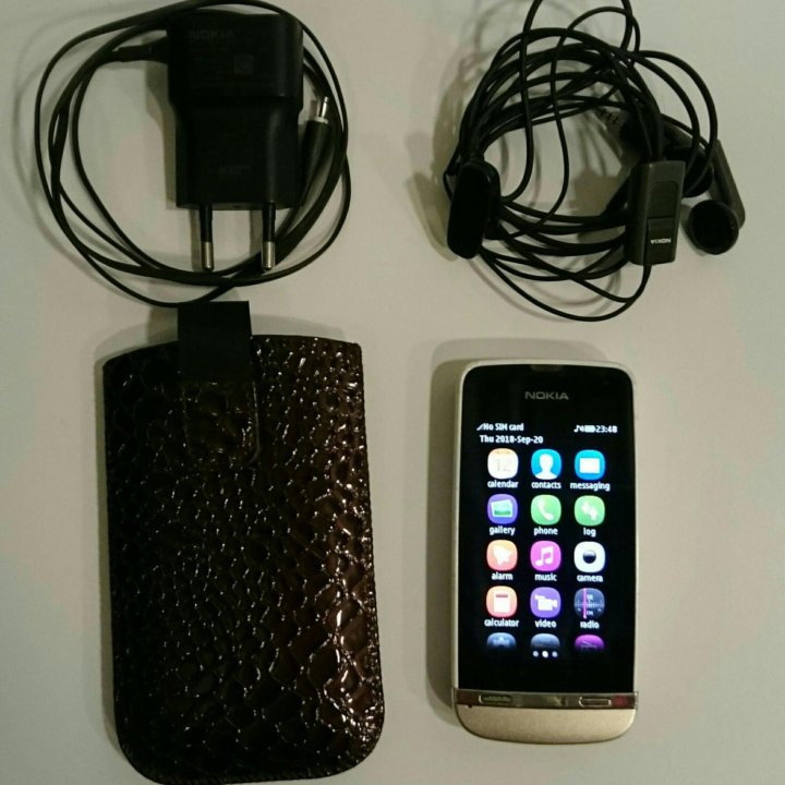 Nokia 311 Asha мобильный телефон