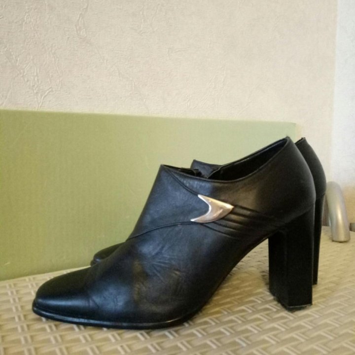 Ботильоны Италия