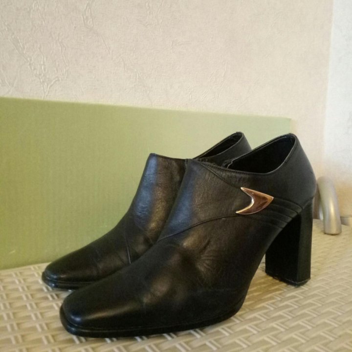 Ботильоны Италия