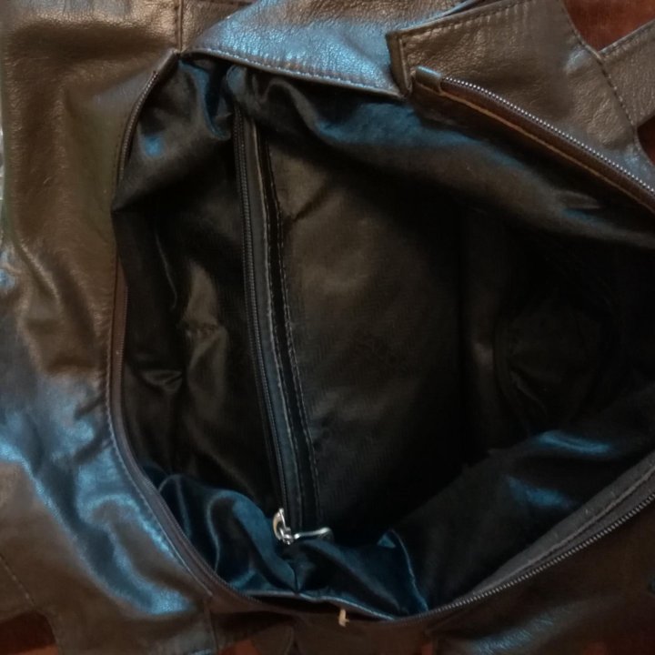 Сумка кожаная