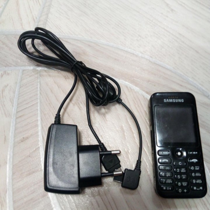 Samsung SGH-E590