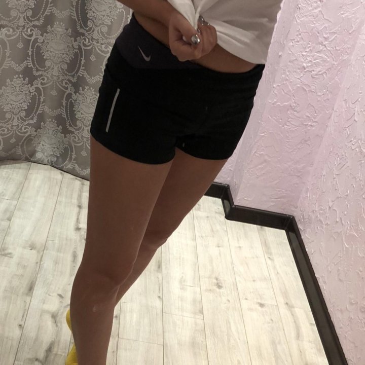Шорты Nike