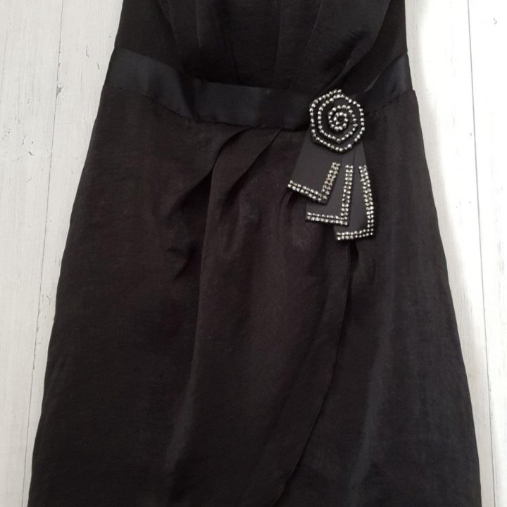 Платье коктельное