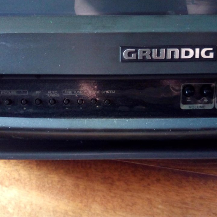 Телевизор GRUNDIG