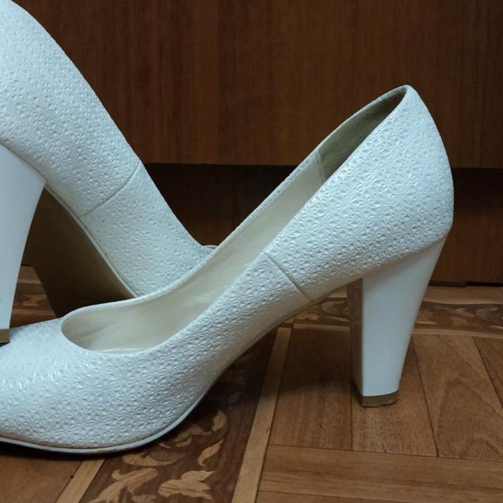 Свадебные туфли