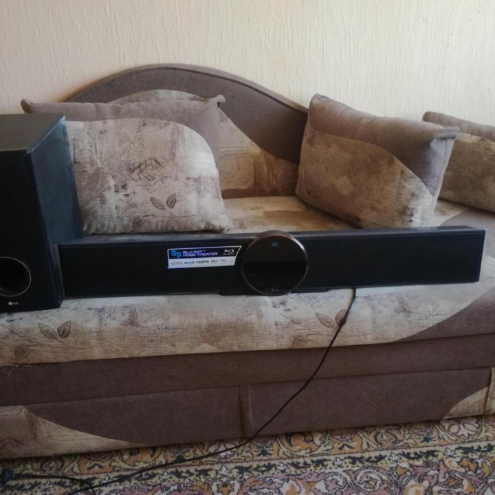 Саундбар LG