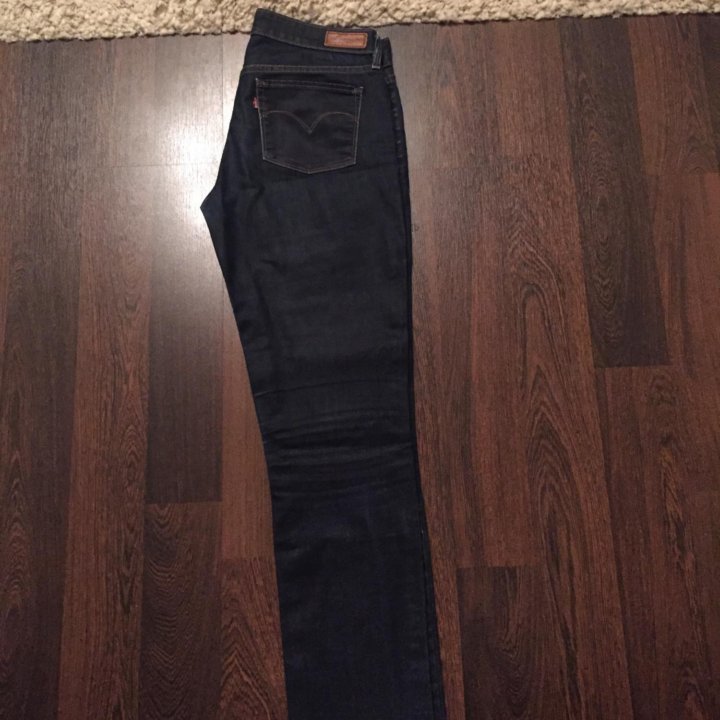 Джинсы Levi's, оригинал, б/у,р.28