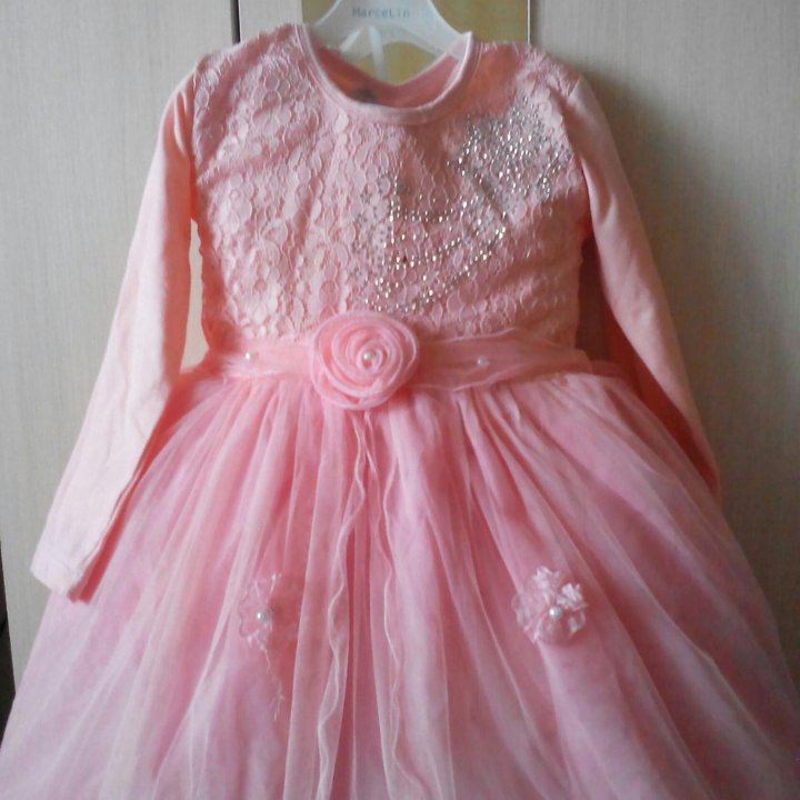 Праздничное платье