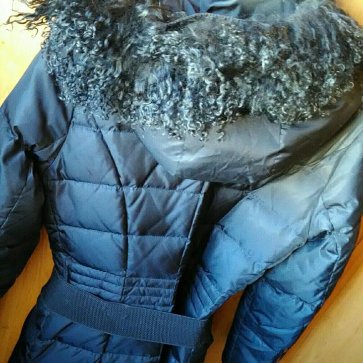 Женский пуховик-пальто с натуральным мехом