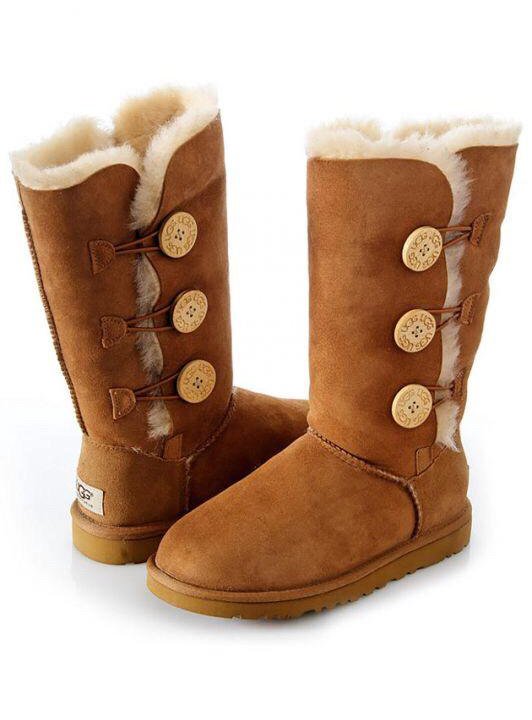 Угги UGG Australia с 3 пуговицами