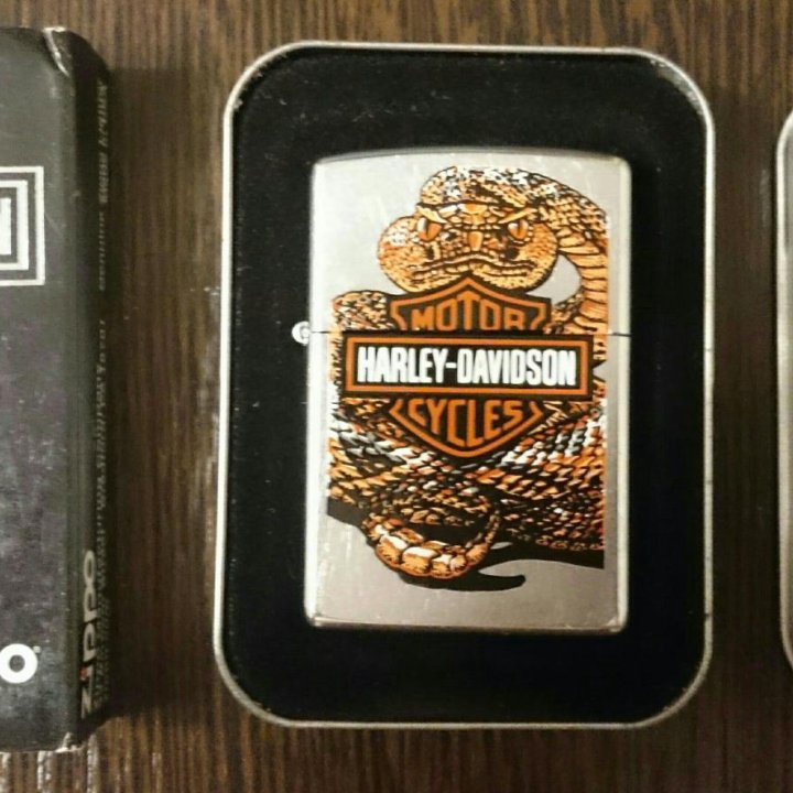 Бензиновая зажигалка Zippo