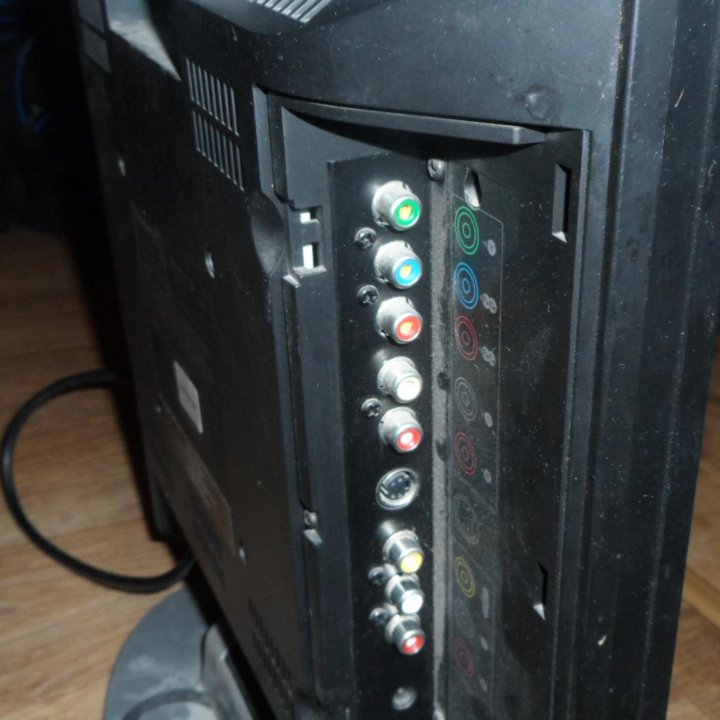 Телевизор жк,15>дюйм