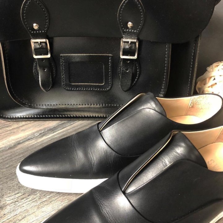 Слипоны Swear