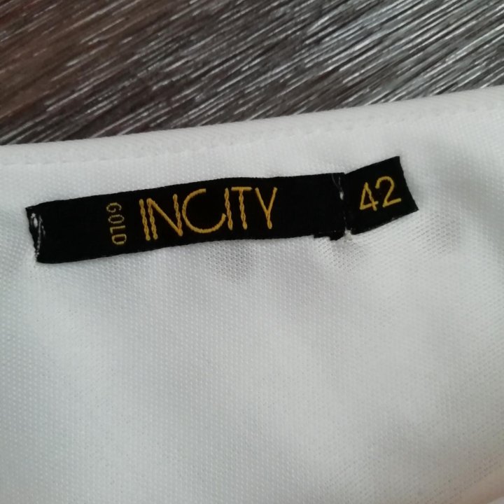 Платье INCITY 42 размер